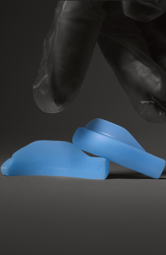 Katya Vinog Melsvi Blakstienų Laminavimo Voleliai